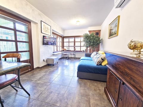 Proprietà Airbnb di successo: Loft in the center, view and comfort a Aosta