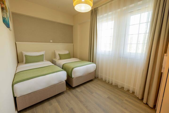 Van 07/ Superior 2+1 Room gallery image 4