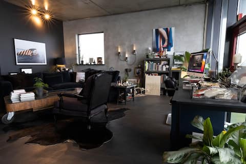 Beautiful oceanview  loft apartment