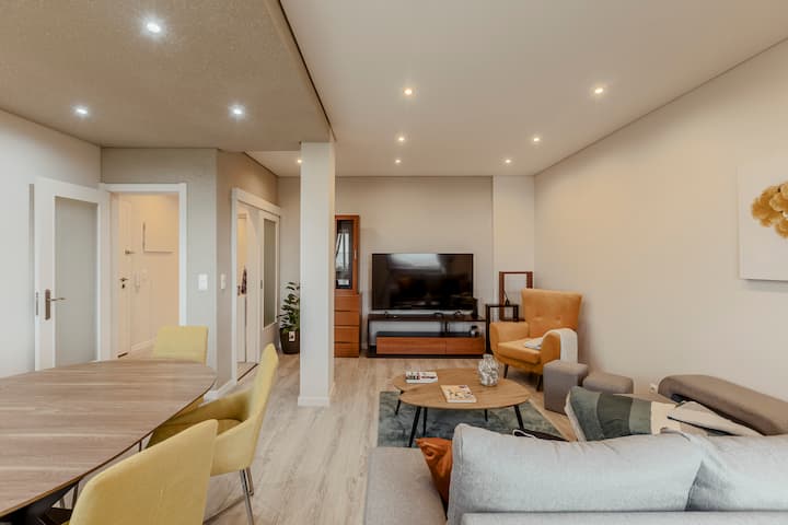 Rustic-chic 2bed Apartment In Almada - Almada