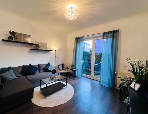 Beautiful apartment with terrace&great connection