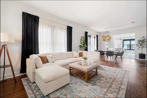 Top Airbnb: Modern Gem in Bishop Arts No.206 in Winnetka Heights