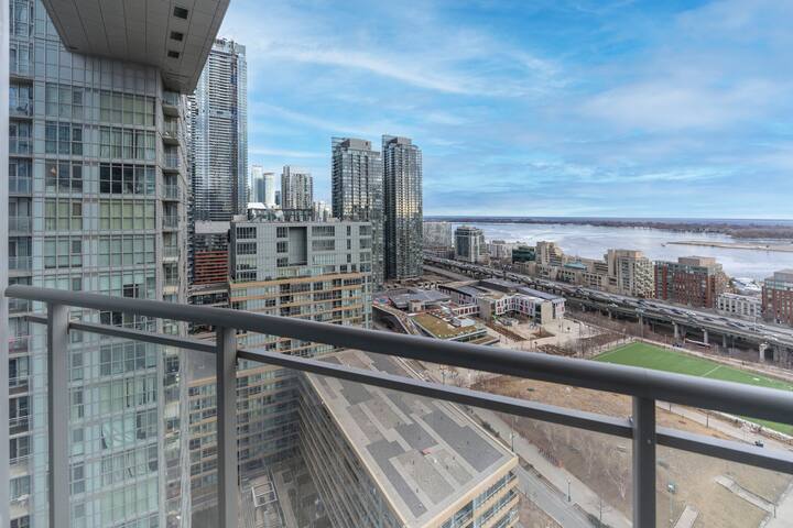 Family Style Home- 4 BigBed- Lakeview South Facing gallery image 5