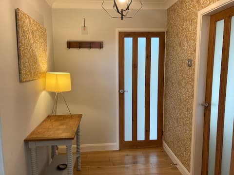 Top performing Airbnb: Beautiful apartment in Fence in Pendle