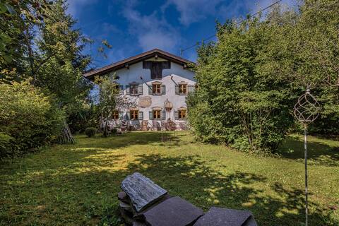 Time out in the old rafter house