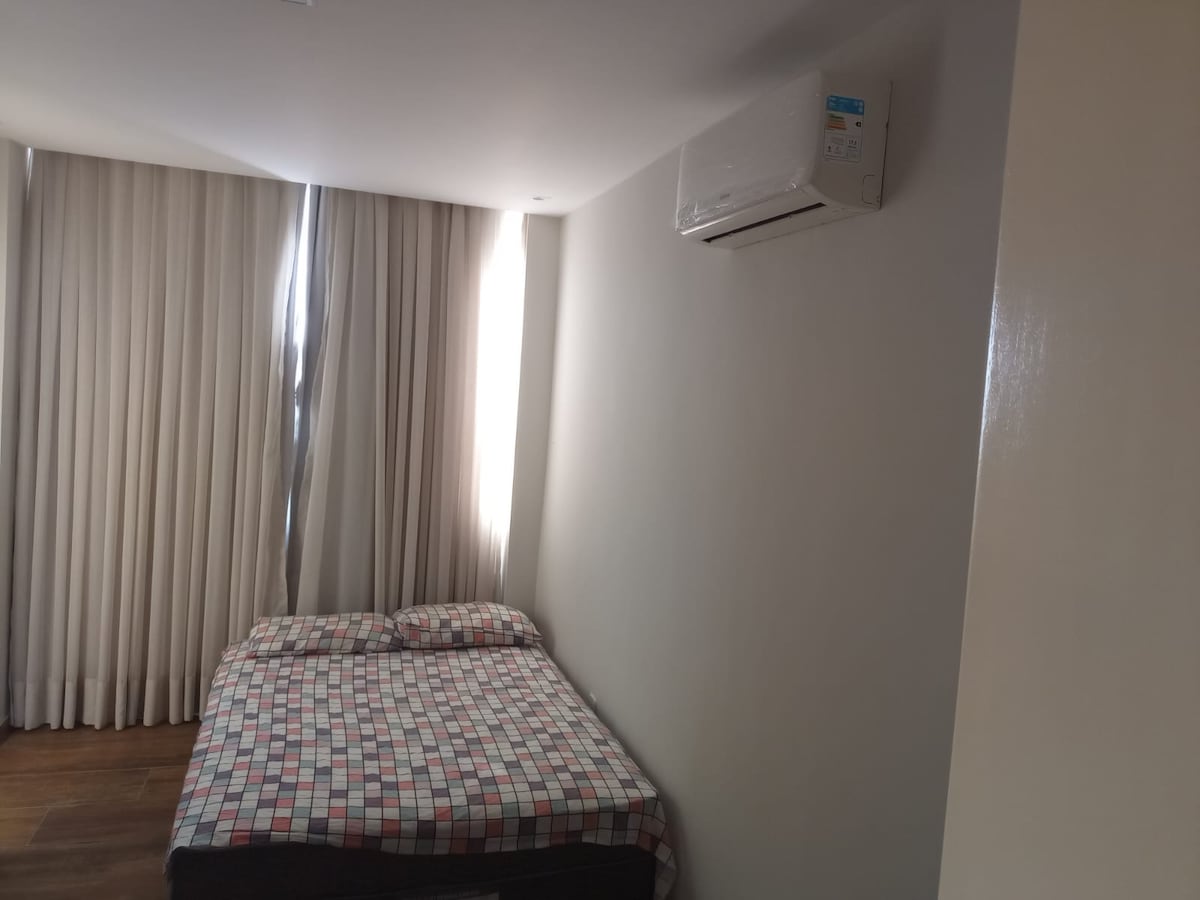 غرفة النوم 2