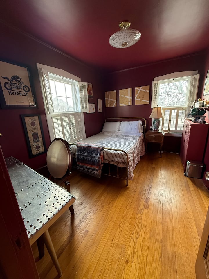 The artist’s bungalow
