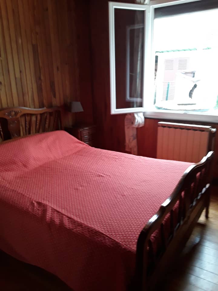 Kamer aan het zwembad