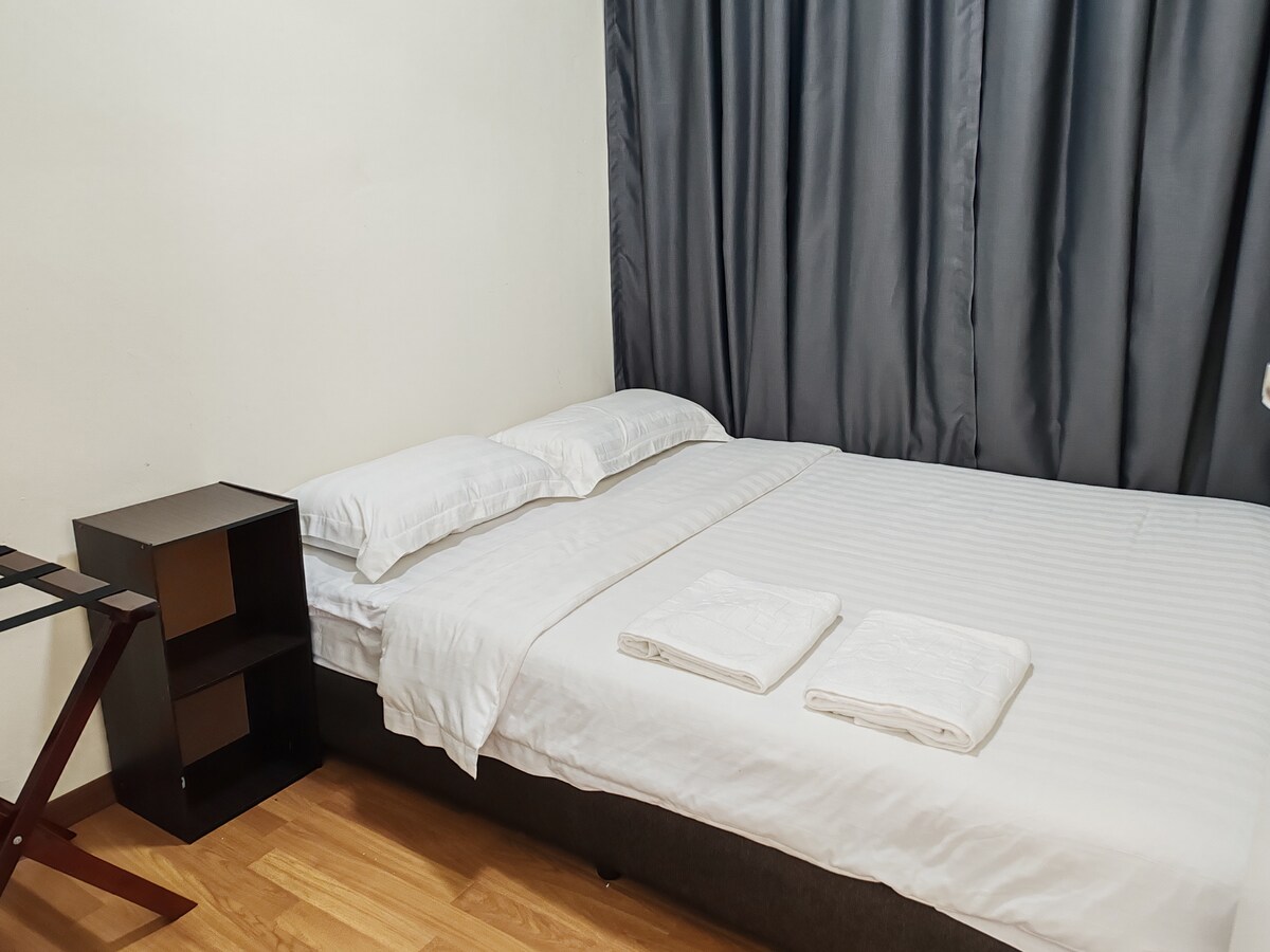 غرفة النوم 2