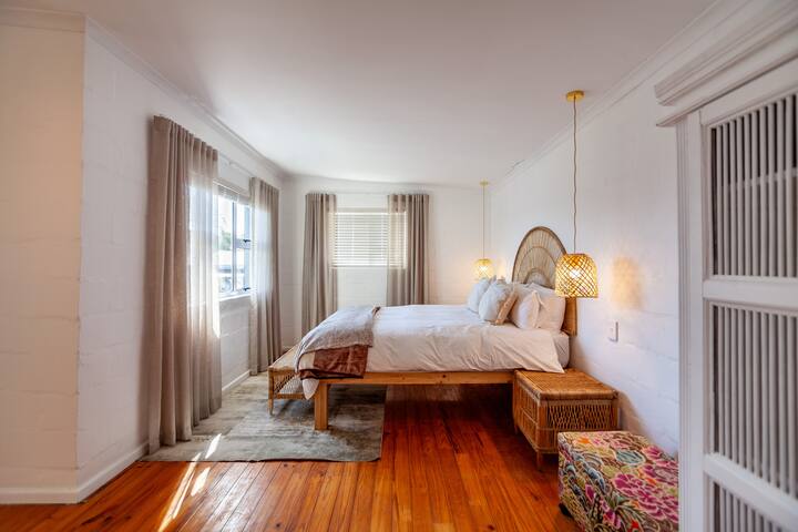 63 Commaile (Kiters Paradise) gallery image 5