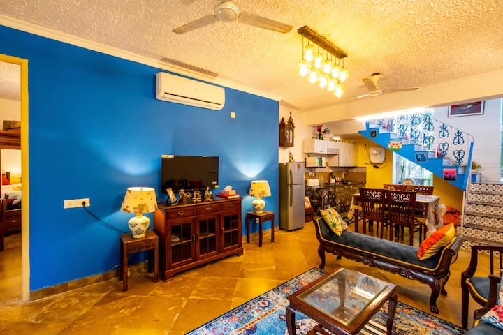 Bright, inviting space with tasteful decor and a homely vibe: ideal for lounging or unwinding after a long day.