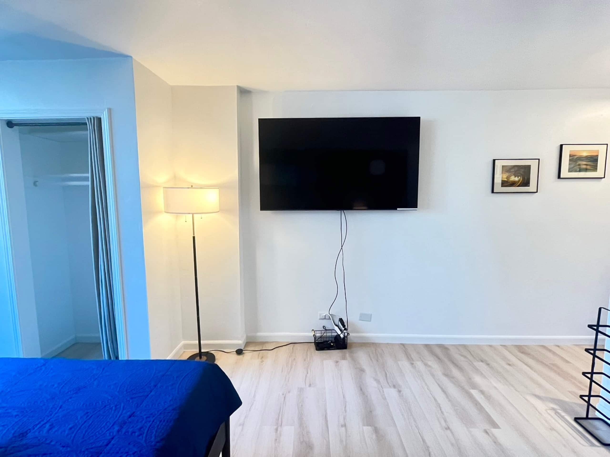 Condo in Honolulu · ★4.7 · Studio · 1 bed · 1 private bath - Image 33