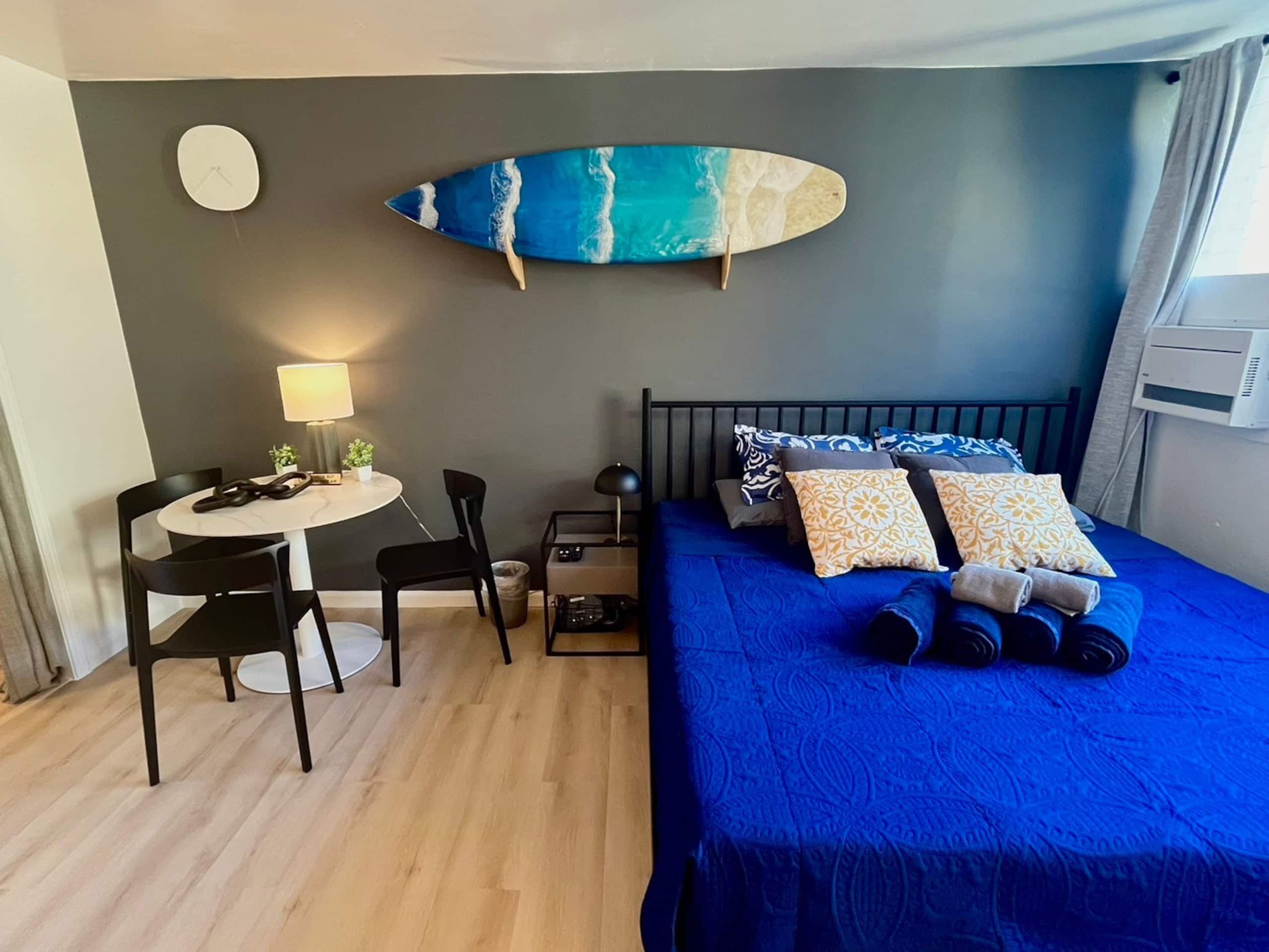 Condo in Honolulu · ★4.57 · Studio · 1 bed · 1 private bath - Image 27
