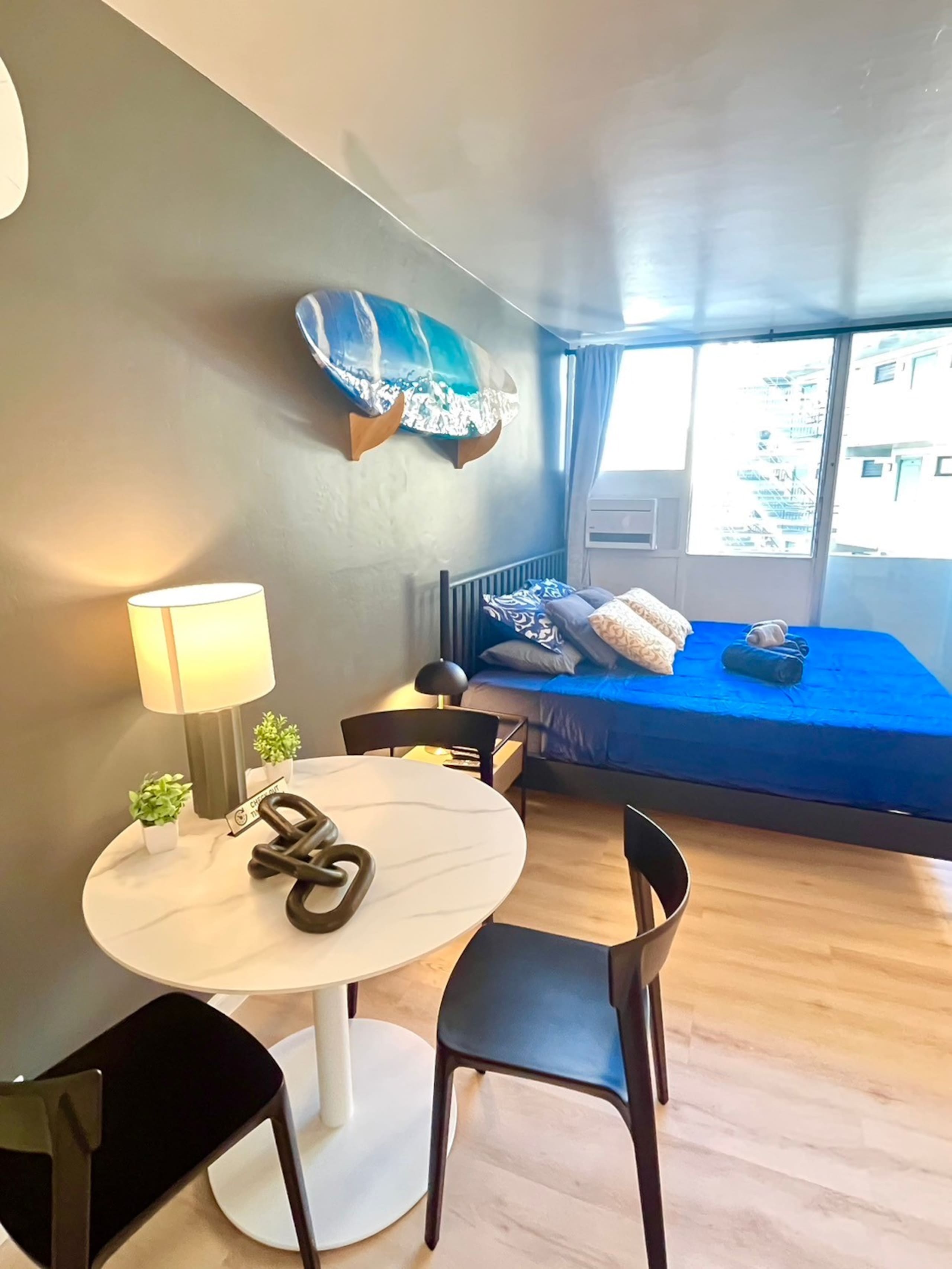 Condo in Honolulu · ★4.57 · Studio · 1 bed · 1 private bath - Image 35