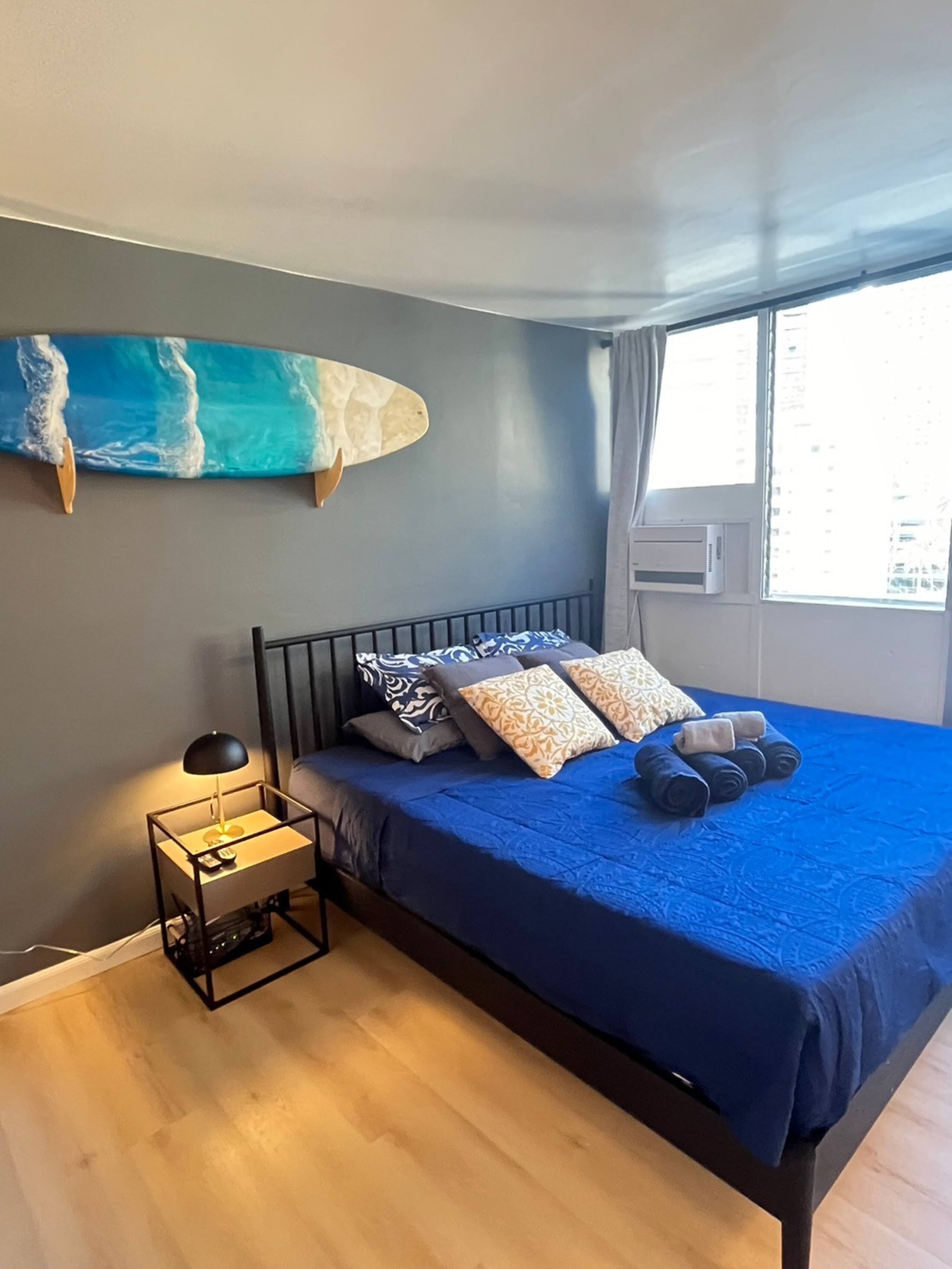 Condo in Honolulu · ★4.57 · Studio · 1 bed · 1 private bath - Image 34