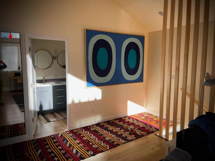 New Modern Charm W Hot Tub In Old Colorado City - Colorado Springs, CO