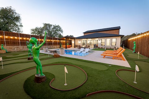 Mothership Arlington: Luxury Walk to Stadiums