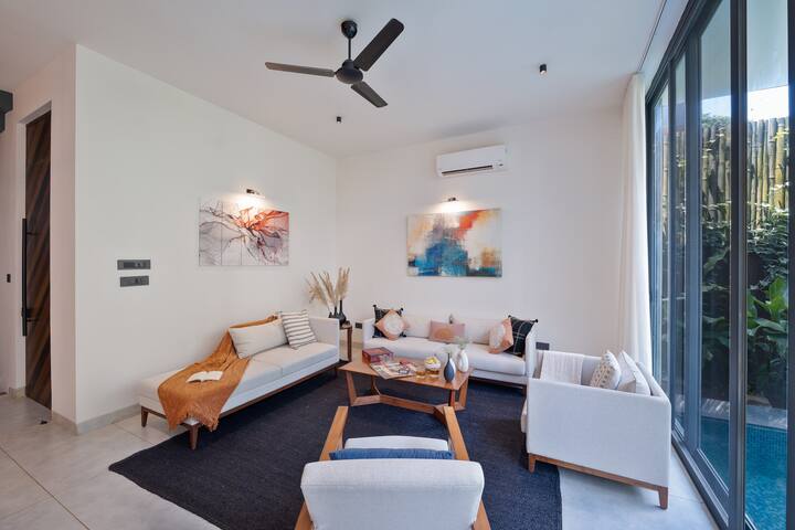 Living room image 3