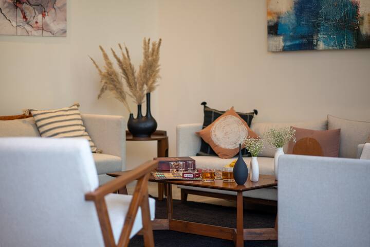 Living room image 6