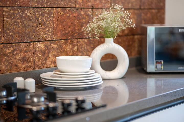Kitchenette image 5