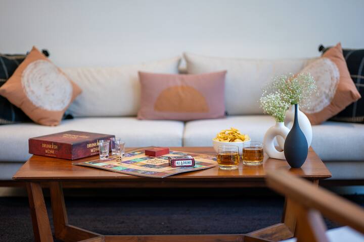 Living room image 4