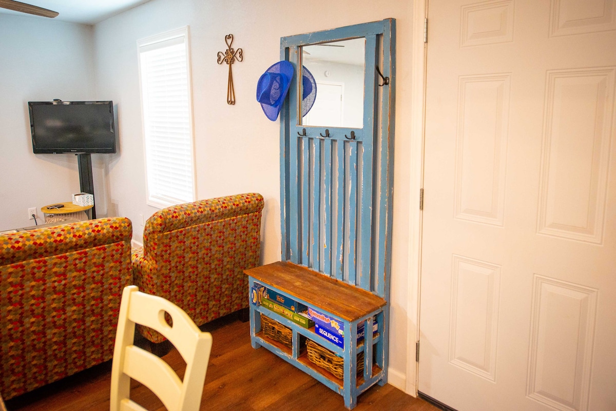 Top Airbnb: Casita Azul in San Antonio