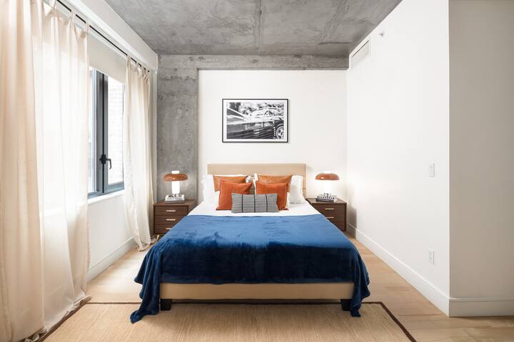 *Special Offer*Luxury Full Floor Chelsea 2BD W/D gallery image 2