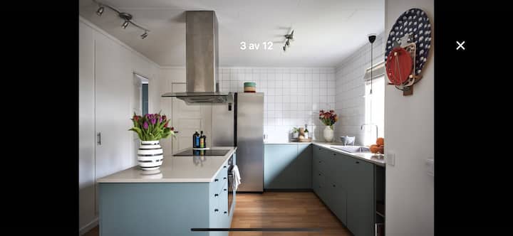 Naturnära Villa För 2 Familjer Med Stor Altan - Lerum