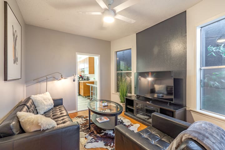 Enchanting Old Portland Home – 92 WalkScore