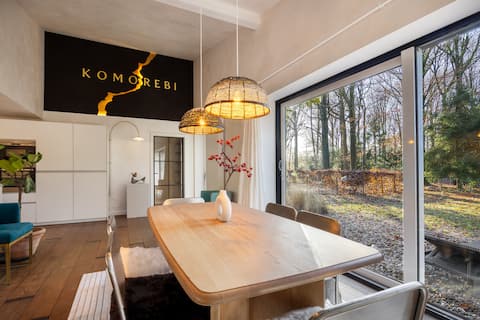 Komorebi: five-star vacation home with a view