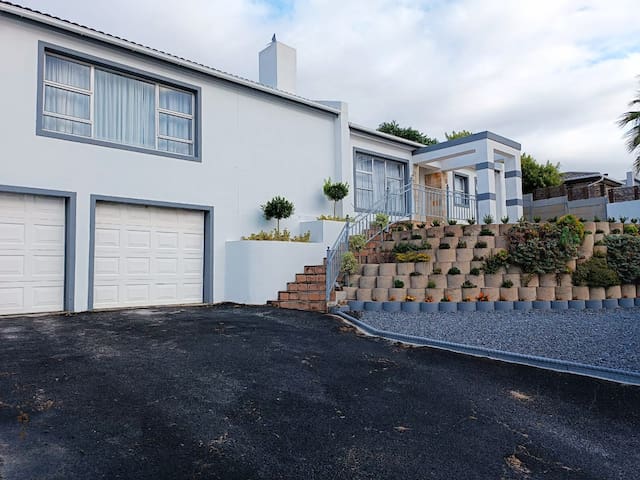 Gracely Self Accommodation