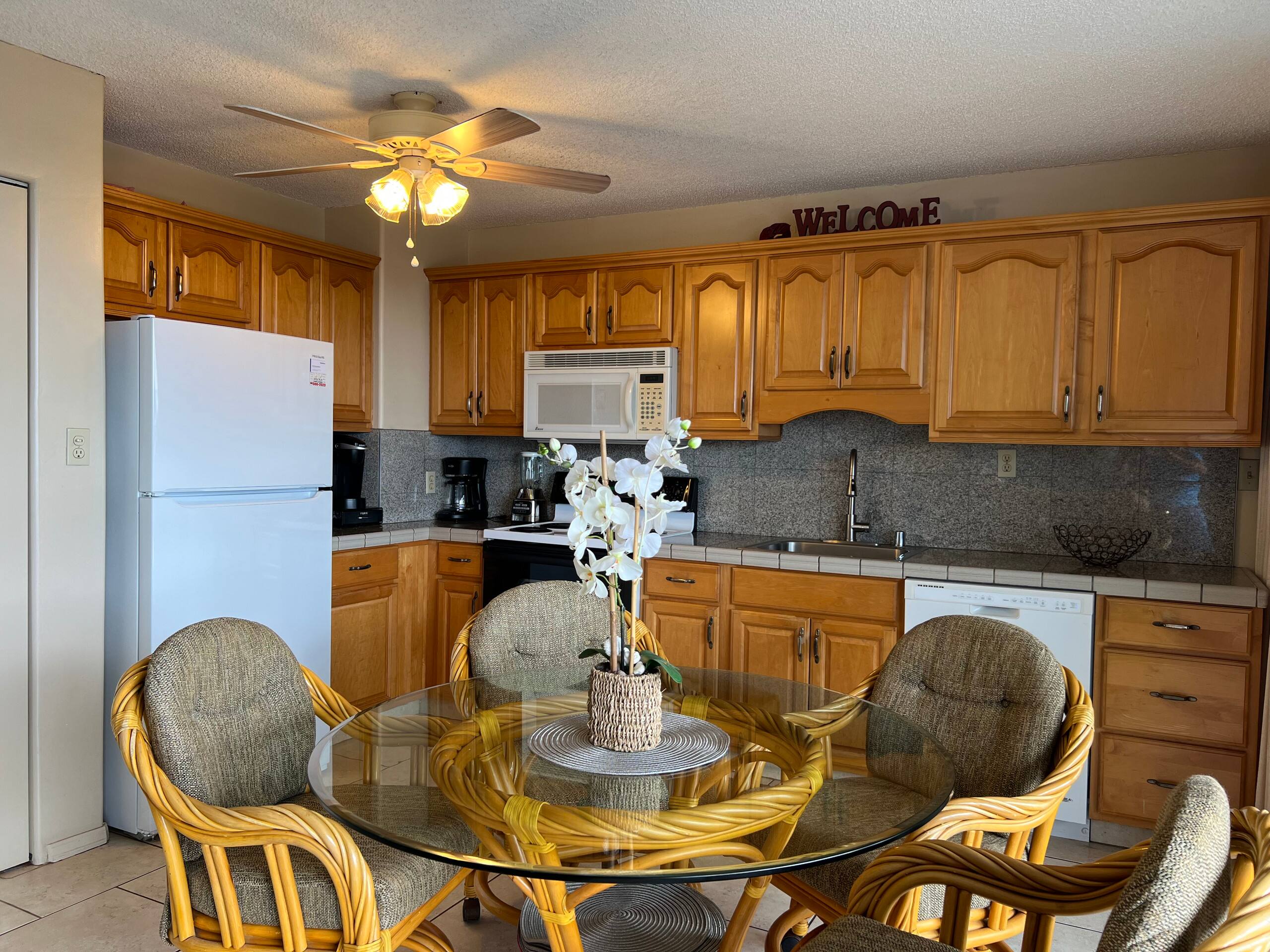 Sunset Sanctuary - Maui Parkshore - Top Floor - Image 5