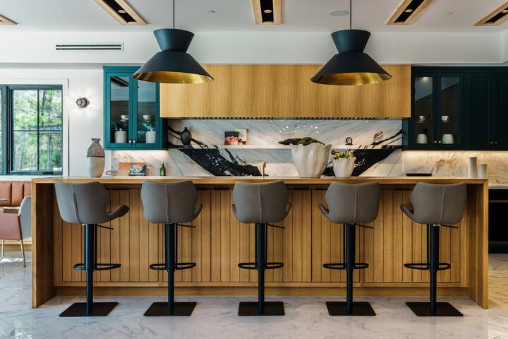 The Grand Escape: Luxe & Private gallery image 3