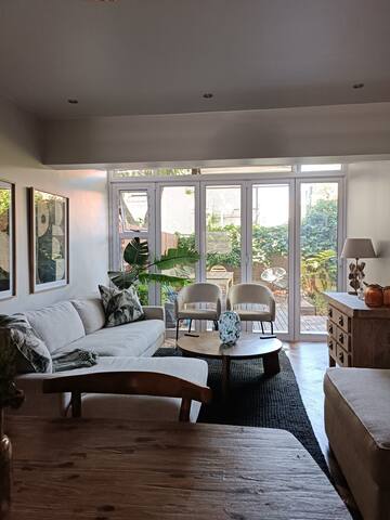 Sunny Garden Apartment gallery image 5