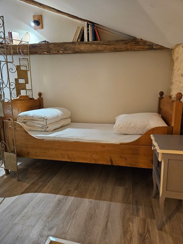 พื้นที่นอนแยกต่างหากบนพื้นที่ที่นอน