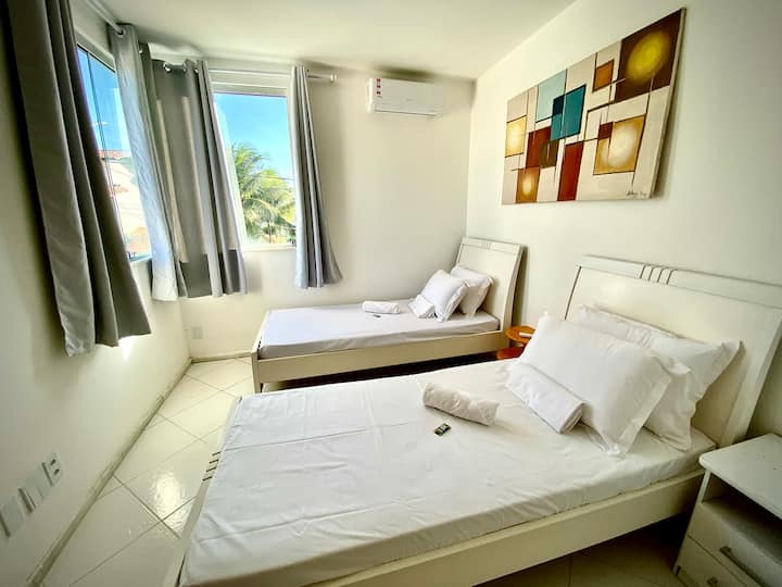 غرفة 5 مع مكيف هواء وسروال كامل وإطلالة على البحر