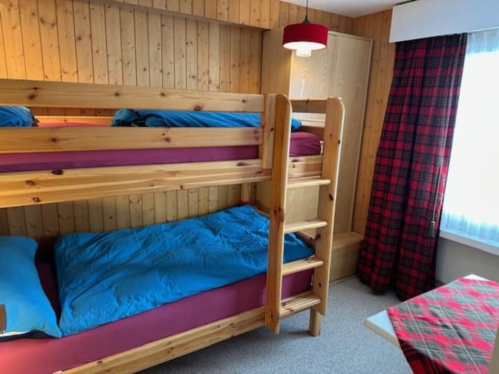 Schlafzimmer 2