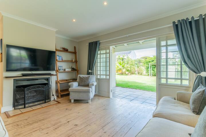 Imhoffs Gift Home in Secure Complex near Kommetjie gallery image 2