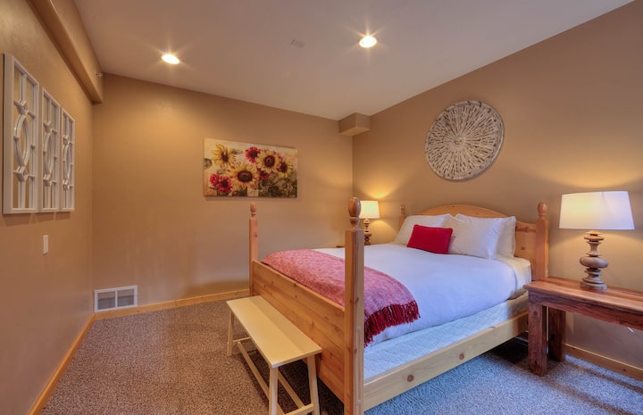 Bedroom 5