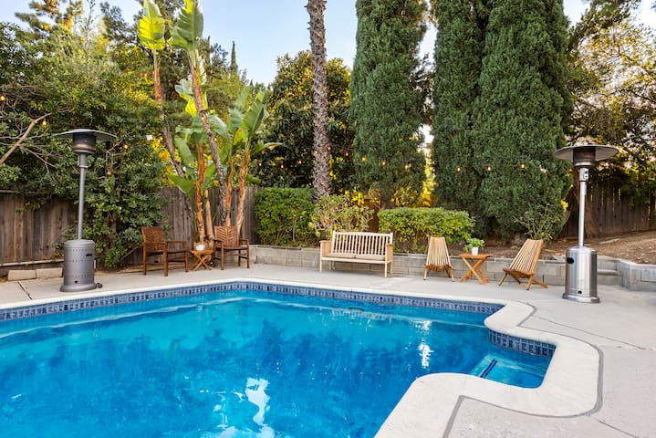 ༄Adorable༄ 4 bedroom home with Pool & more