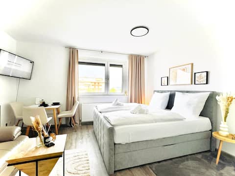 BaMo Studio- city living skyline