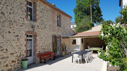 GITE with indoor heated pool 10 people