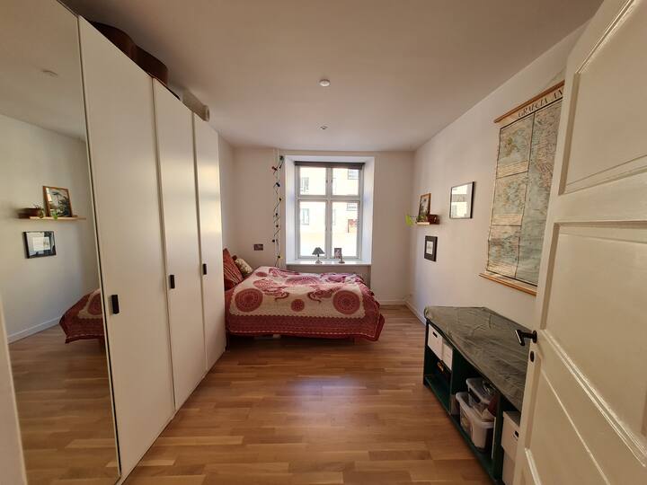 საძინებელი 1