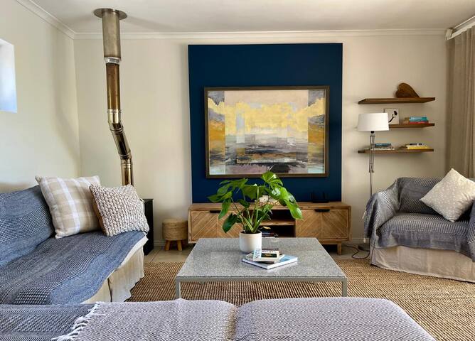 Bird house at the beach, Clan Monroe, Kommetjie. gallery image 3