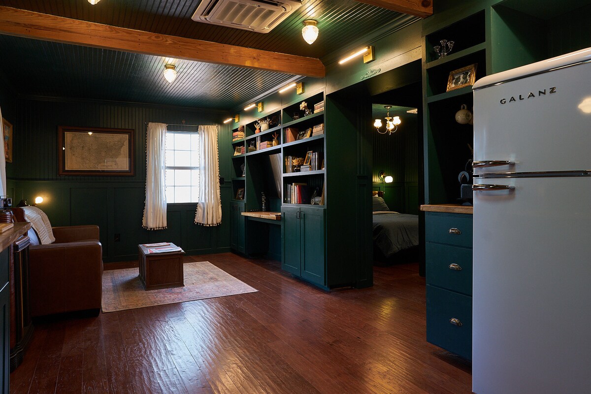 The Pilot House: and the Secret Room
