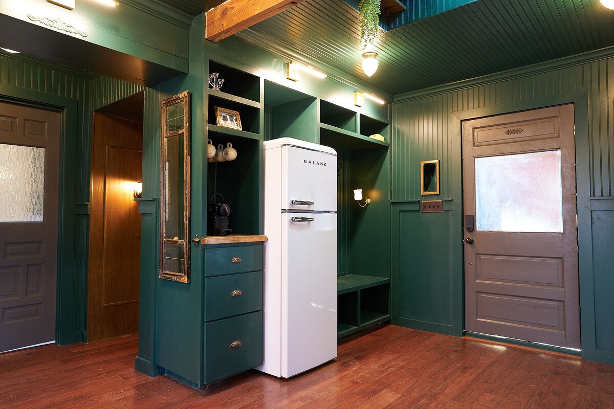 The Pilot House: and the Secret Room