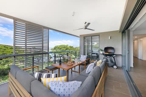 Waterfront Bliss—Explore Darwin's Premier Location