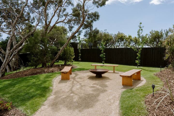 *Le Onde Rye-Coastal Retreat easy walk to Beach gallery image 2