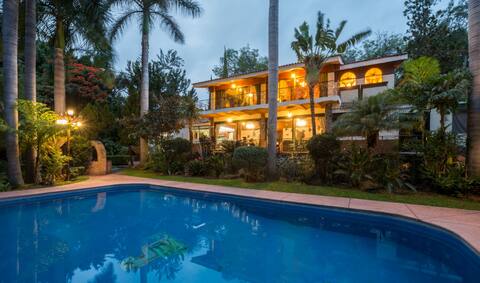 Villa San Luis Boutique