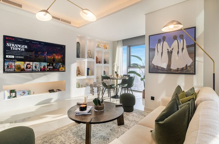 Amazing 2BR Infinity Pool, Sea & Burj Khalifa View - Apartments for ...